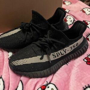 Adidas Yeezy Boost 350 V2 “Oreo”/Core Black White Size 7.5 Men’s